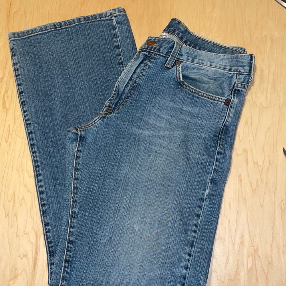 VGT LUCKY BRAND BOOTLEG JEANS REG LENGTH APPROXIMATELY 30/31” CUTE BACK POCKETS